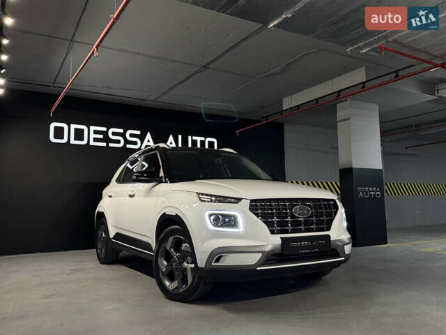 Белый Хендай Venue, объемом двигателя 1.6 л и пробегом 7 тыс. км за 22500 $, фото 10 на Automoto.ua