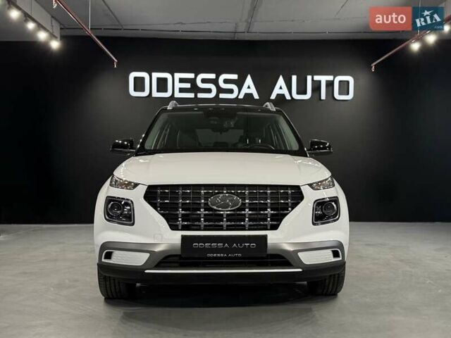 Белый Хендай Venue, объемом двигателя 1.6 л и пробегом 7 тыс. км за 22500 $, фото 3 на Automoto.ua