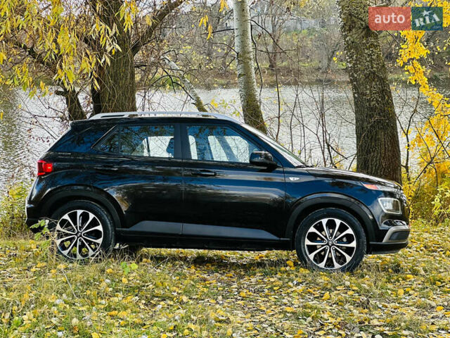 Черный Хендай Venue, объемом двигателя 1.59 л и пробегом 147 тыс. км за 14500 $, фото 2 на Automoto.ua