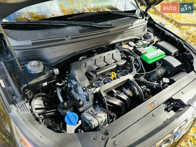 Черный Хендай Venue, объемом двигателя 1.59 л и пробегом 147 тыс. км за 14500 $, фото 19 на Automoto.ua