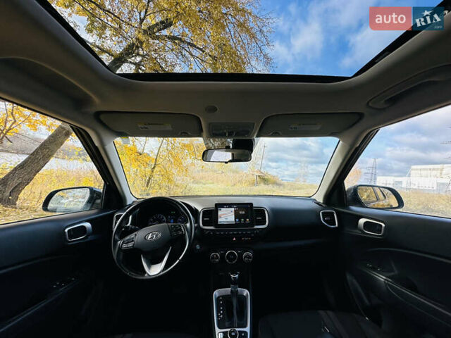 Черный Хендай Venue, объемом двигателя 1.59 л и пробегом 147 тыс. км за 14500 $, фото 15 на Automoto.ua