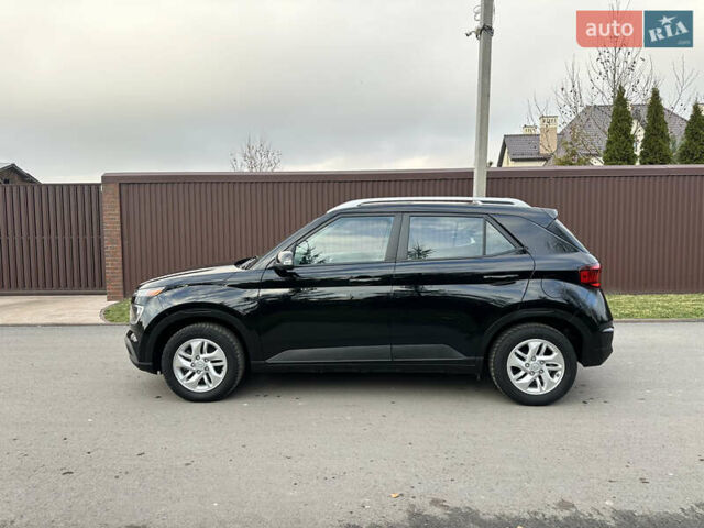 Черный Хендай Venue, объемом двигателя 1.59 л и пробегом 133 тыс. км за 14600 $, фото 5 на Automoto.ua