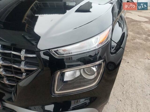 Черный Хендай Venue, объемом двигателя 1.6 л и пробегом 40 тыс. км за 11699 $, фото 9 на Automoto.ua