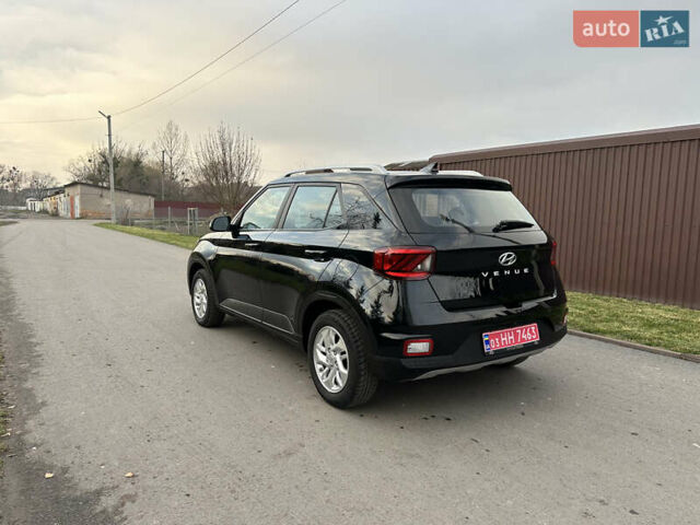 Черный Хендай Venue, объемом двигателя 1.59 л и пробегом 133 тыс. км за 14600 $, фото 7 на Automoto.ua