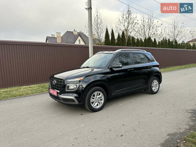 Черный Хендай Venue, объемом двигателя 1.59 л и пробегом 133 тыс. км за 14600 $, фото 4 на Automoto.ua