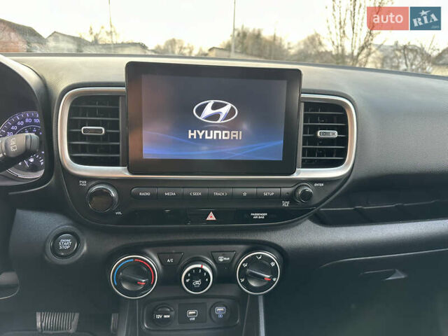 Черный Хендай Venue, объемом двигателя 1.59 л и пробегом 133 тыс. км за 14600 $, фото 37 на Automoto.ua