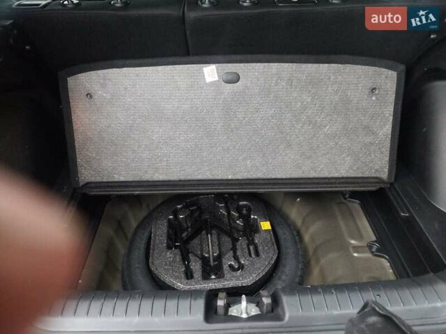 Черный Хендай Venue, объемом двигателя 1.6 л и пробегом 40 тыс. км за 11699 $, фото 22 на Automoto.ua