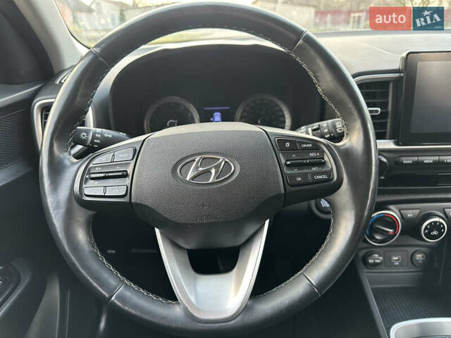 Черный Хендай Venue, объемом двигателя 1.59 л и пробегом 133 тыс. км за 14600 $, фото 36 на Automoto.ua
