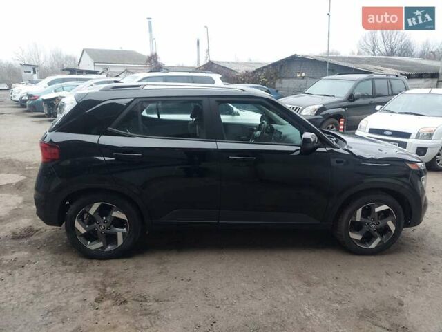 Черный Хендай Venue, объемом двигателя 1.6 л и пробегом 40 тыс. км за 11699 $, фото 3 на Automoto.ua