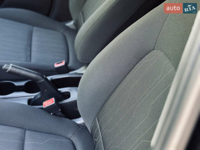 Черный Хендай Venue, объемом двигателя 1.6 л и пробегом 56 тыс. км за 12900 $, фото 43 на Automoto.ua