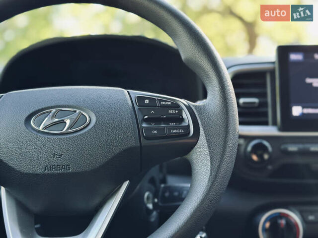 Черный Хендай Venue, объемом двигателя 1.6 л и пробегом 56 тыс. км за 12900 $, фото 51 на Automoto.ua