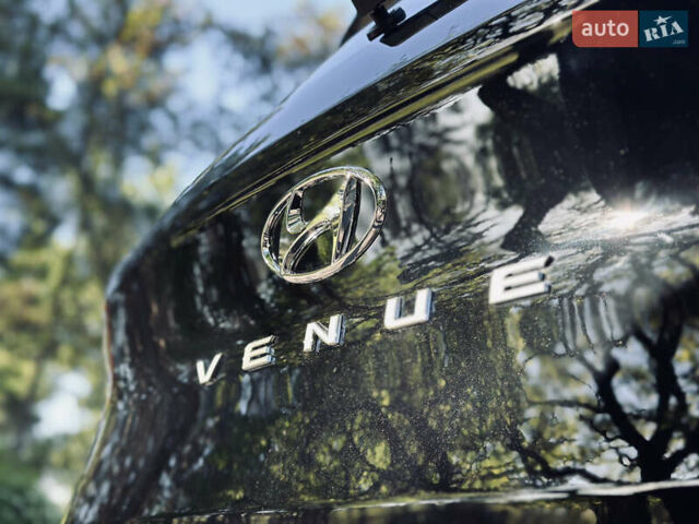 Черный Хендай Venue, объемом двигателя 1.6 л и пробегом 56 тыс. км за 12900 $, фото 24 на Automoto.ua