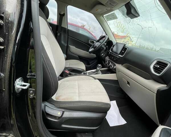 Чорний Хендай Venue, об'ємом двигуна 1.6 л та пробігом 72 тис. км за 10100 $, фото 21 на Automoto.ua