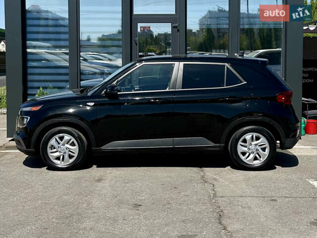 Черный Хендай Venue, объемом двигателя 1.6 л и пробегом 56 тыс. км за 12900 $, фото 2 на Automoto.ua