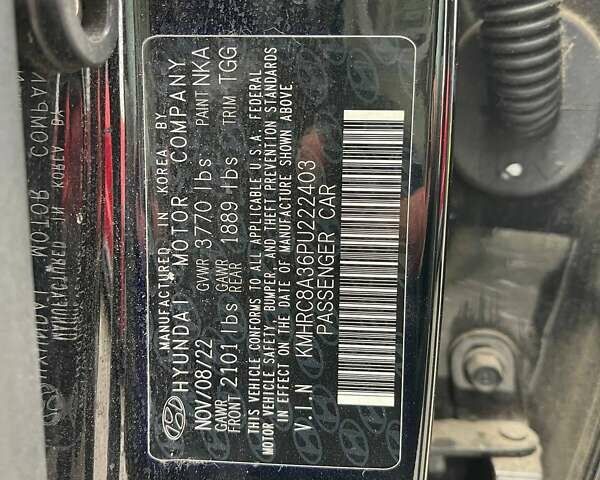 Чорний Хендай Venue, об'ємом двигуна 1.6 л та пробігом 72 тис. км за 10100 $, фото 24 на Automoto.ua