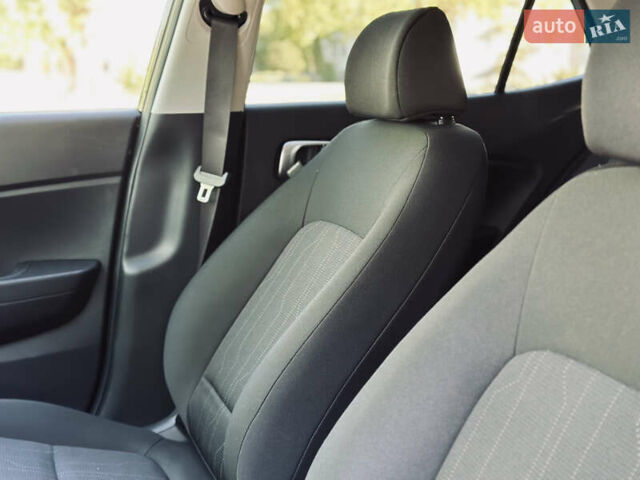 Черный Хендай Venue, объемом двигателя 1.6 л и пробегом 56 тыс. км за 12900 $, фото 42 на Automoto.ua