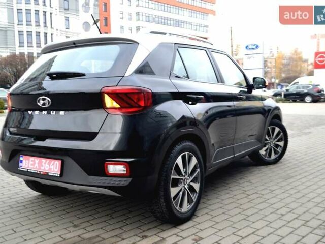 Чорний Хендай Venue, об'ємом двигуна 1.59 л та пробігом 10 тис. км за 18700 $, фото 3 на Automoto.ua
