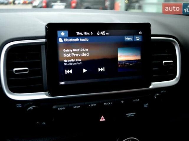 Чорний Хендай Venue, об'ємом двигуна 1.59 л та пробігом 10 тис. км за 18700 $, фото 70 на Automoto.ua