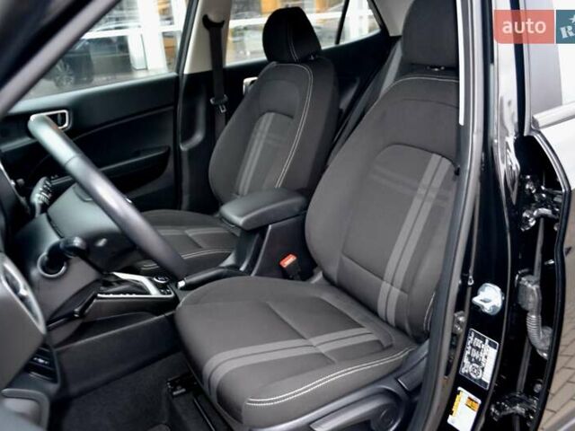 Чорний Хендай Venue, об'ємом двигуна 1.59 л та пробігом 10 тис. км за 18700 $, фото 44 на Automoto.ua