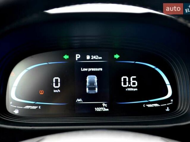 Чорний Хендай Venue, об'ємом двигуна 1.59 л та пробігом 10 тис. км за 18700 $, фото 65 на Automoto.ua