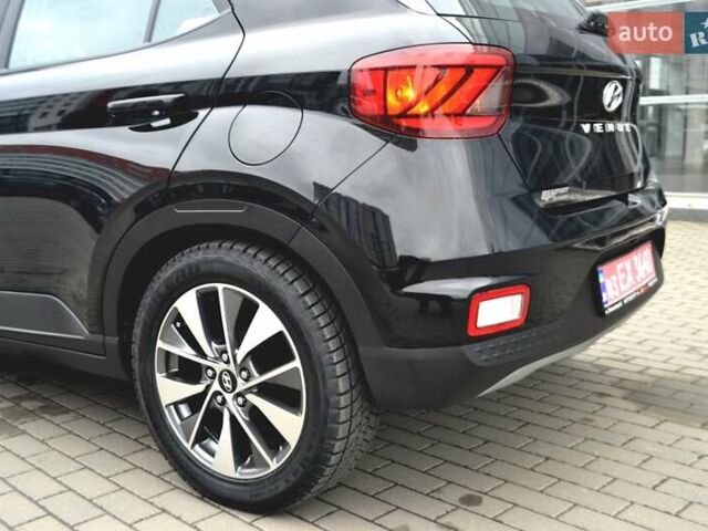 Чорний Хендай Venue, об'ємом двигуна 1.59 л та пробігом 10 тис. км за 18700 $, фото 23 на Automoto.ua