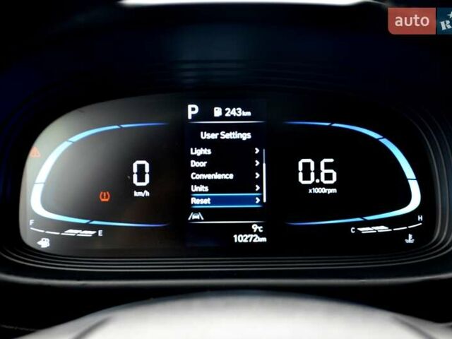 Чорний Хендай Venue, об'ємом двигуна 1.59 л та пробігом 10 тис. км за 18700 $, фото 64 на Automoto.ua