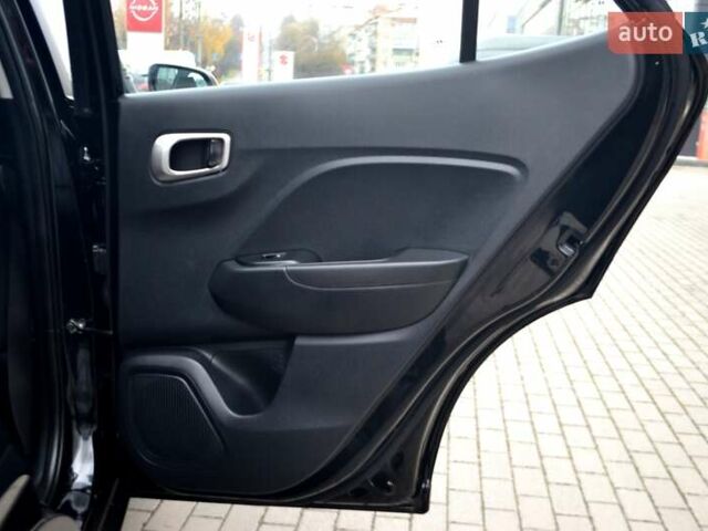 Чорний Хендай Venue, об'ємом двигуна 1.59 л та пробігом 10 тис. км за 18700 $, фото 112 на Automoto.ua