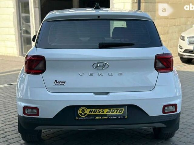 Хендай Venue, об'ємом двигуна 1.6 л та пробігом 32 тис. км за 14999 $, фото 3 на Automoto.ua