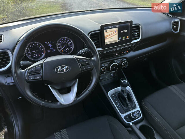 Хендай Venue, об'ємом двигуна 1.59 л та пробігом 145 тис. км за 14300 $, фото 10 на Automoto.ua