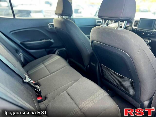 Хендай Venue, об'ємом двигуна 1.6 л та пробігом 147 тис. км за 14400 $, фото 7 на Automoto.ua
