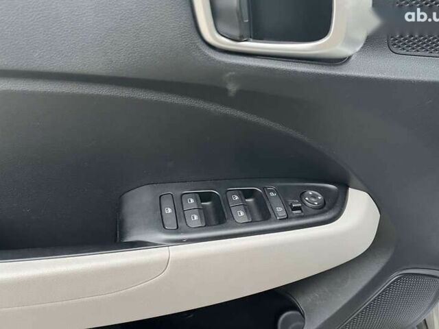 Хендай Venue, объемом двигателя 1.6 л и пробегом 47 тыс. км за 15900 $, фото 7 на Automoto.ua