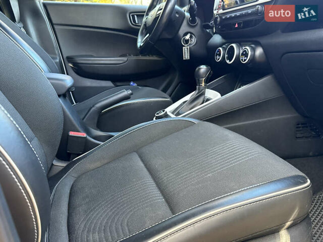 Хендай Venue, об'ємом двигуна 1.6 л та пробігом 35 тис. км за 17000 $, фото 47 на Automoto.ua