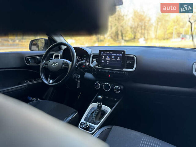 Хендай Venue, об'ємом двигуна 1.6 л та пробігом 35 тис. км за 17000 $, фото 44 на Automoto.ua