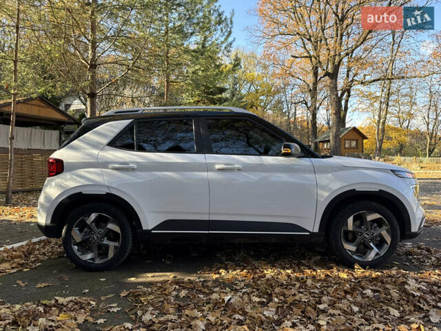 Хендай Venue, об'ємом двигуна 1.6 л та пробігом 35 тис. км за 17000 $, фото 21 на Automoto.ua