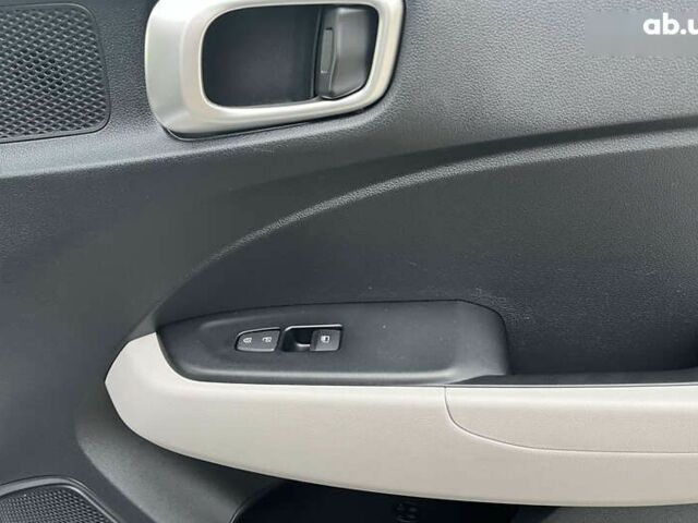 Хендай Venue, объемом двигателя 1.6 л и пробегом 47 тыс. км за 15900 $, фото 24 на Automoto.ua