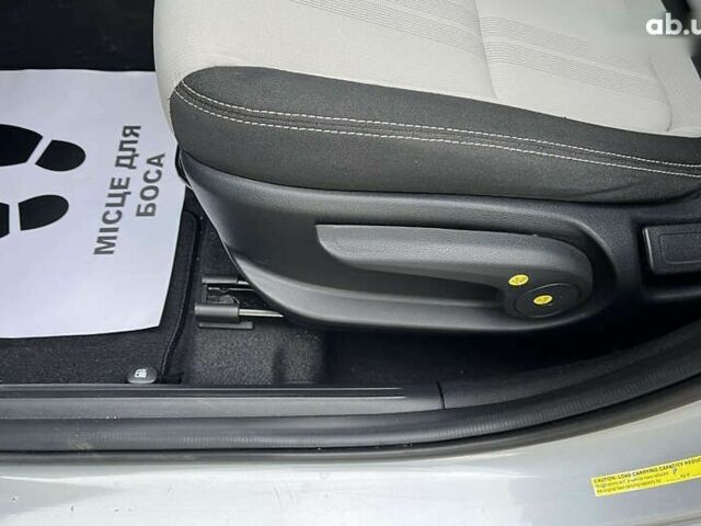 Хендай Venue, объемом двигателя 1.6 л и пробегом 47 тыс. км за 15900 $, фото 10 на Automoto.ua