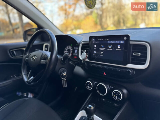 Хендай Venue, об'ємом двигуна 1.6 л та пробігом 35 тис. км за 17000 $, фото 49 на Automoto.ua