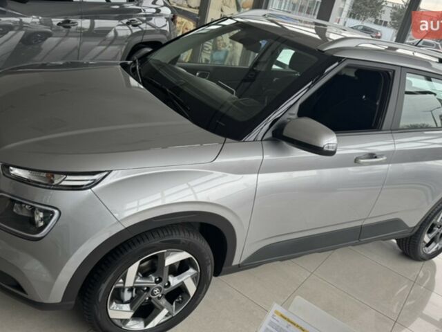 Хендай Venue, об'ємом двигуна 1.59 л та пробігом 0 тис. км за 24016 $, фото 2 на Automoto.ua