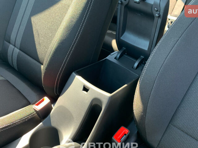 Хендай Venue, об'ємом двигуна 1.59 л та пробігом 0 тис. км за 23022 $, фото 36 на Automoto.ua