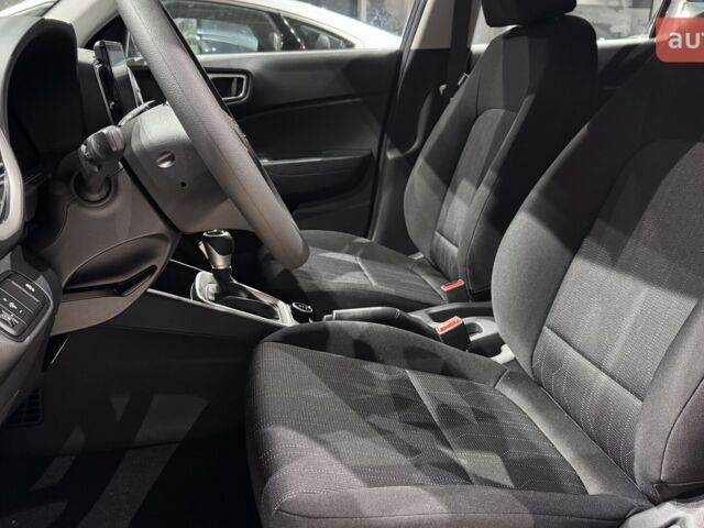 Хендай Venue, об'ємом двигуна 1.59 л та пробігом 0 тис. км за 21576 $, фото 12 на Automoto.ua