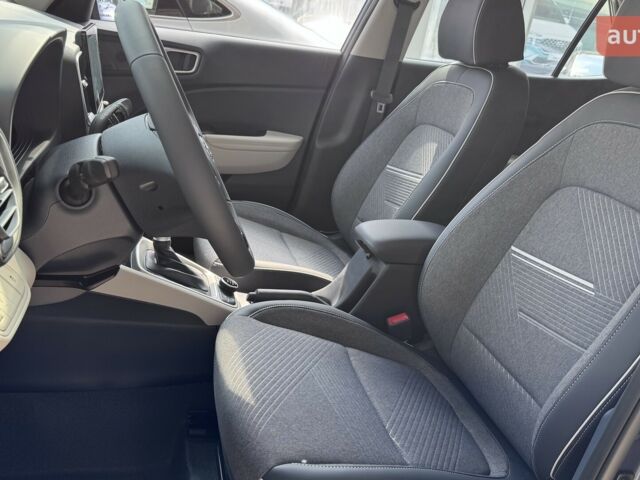 Хендай Venue, об'ємом двигуна 1.59 л та пробігом 0 тис. км за 23871 $, фото 14 на Automoto.ua