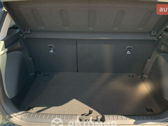 Хендай Venue, об'ємом двигуна 1.59 л та пробігом 0 тис. км за 23022 $, фото 41 на Automoto.ua