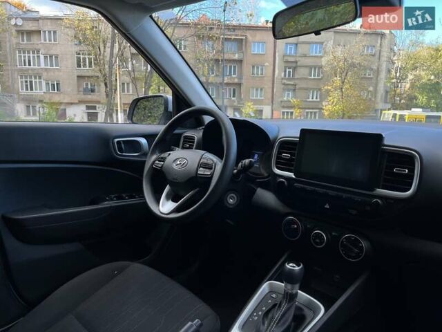 Серый Хендай Venue, объемом двигателя 1.6 л и пробегом 76 тыс. км за 14100 $, фото 20 на Automoto.ua