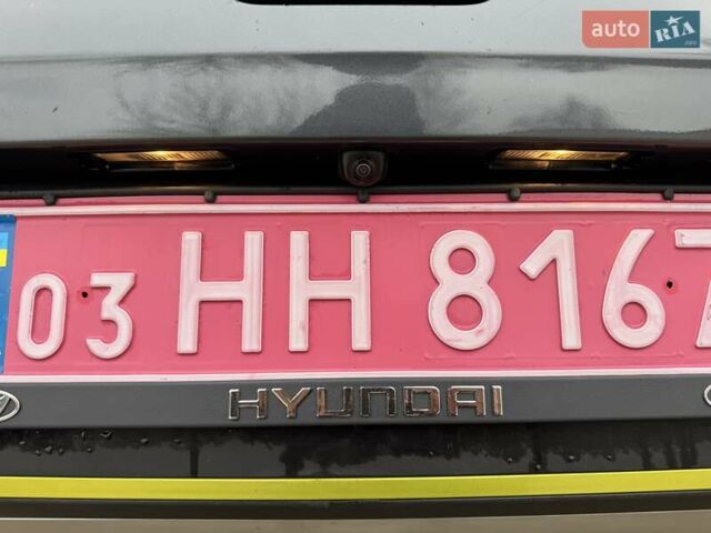 Серый Хендай Venue, объемом двигателя 1.59 л и пробегом 57 тыс. км за 14900 $, фото 16 на Automoto.ua