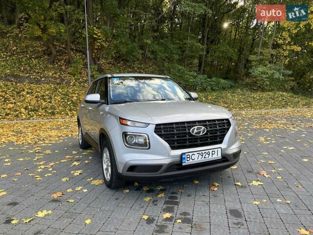 Серый Хендай Venue, объемом двигателя 1.6 л и пробегом 76 тыс. км за 14100 $, фото 10 на Automoto.ua