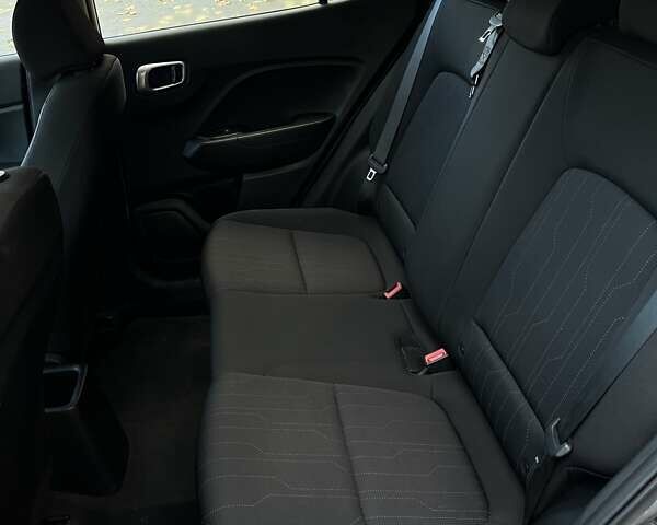 Серый Хендай Venue, объемом двигателя 1.6 л и пробегом 76 тыс. км за 14100 $, фото 27 на Automoto.ua