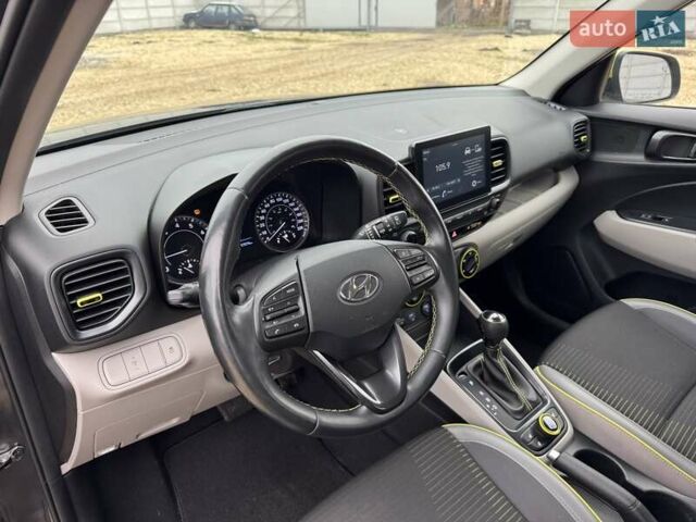 Серый Хендай Venue, объемом двигателя 1.59 л и пробегом 57 тыс. км за 14900 $, фото 20 на Automoto.ua