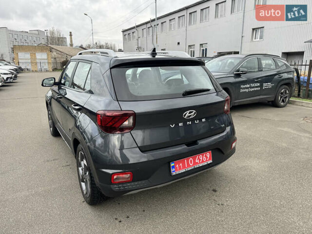 Серый Хендай Venue, объемом двигателя 1.6 л и пробегом 38 тыс. км за 17900 $, фото 3 на Automoto.ua