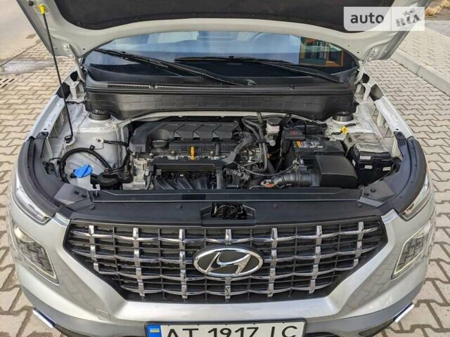 Серый Хендай Venue, объемом двигателя 1.59 л и пробегом 47 тыс. км за 15650 $, фото 18 на Automoto.ua
