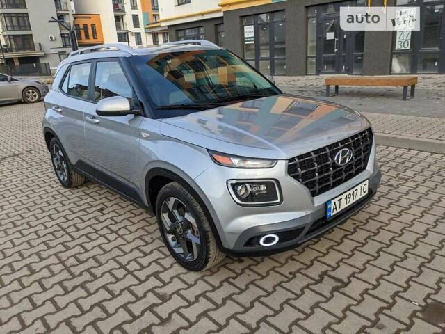 Серый Хендай Venue, объемом двигателя 1.59 л и пробегом 47 тыс. км за 15650 $, фото 8 на Automoto.ua